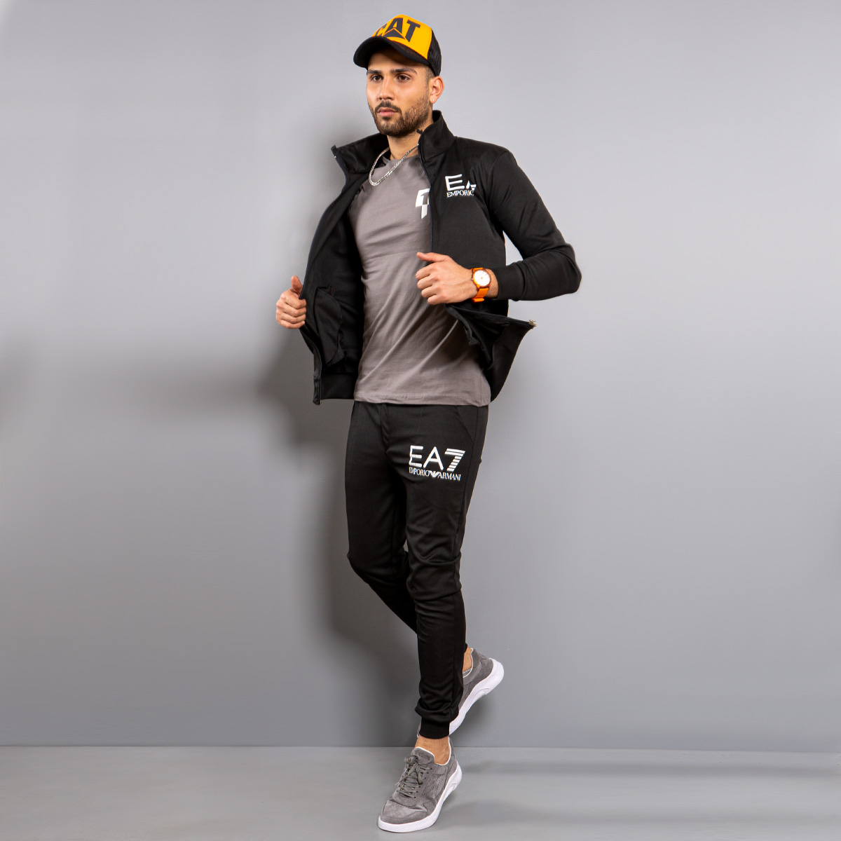 ست سوئیشرت شلوارمردانه EA7 مدل khavin
