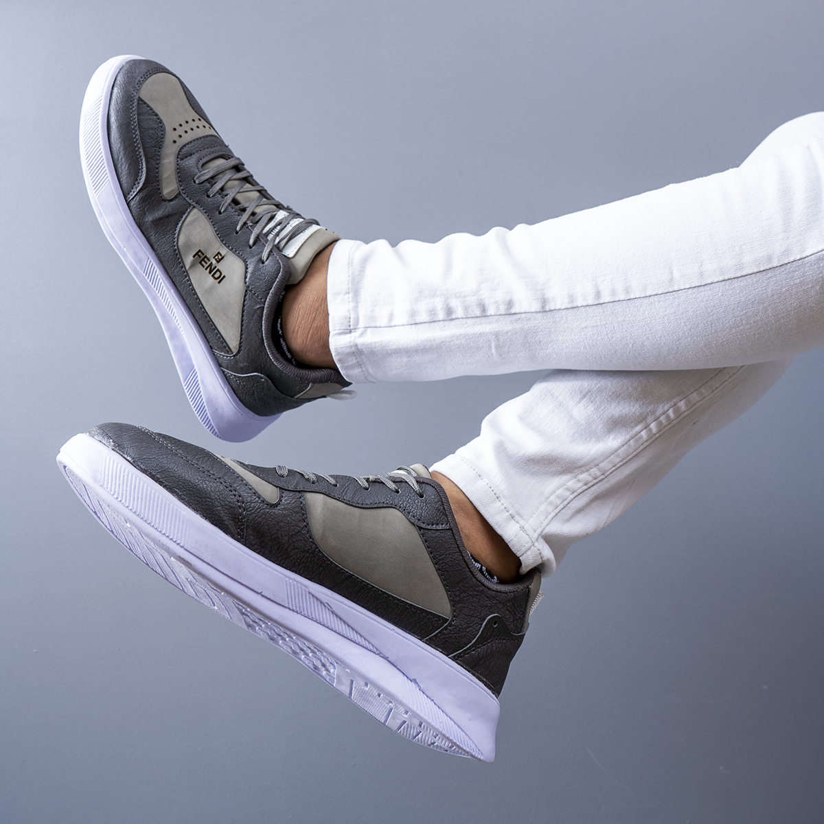 کفش فندی طوسی مردانه مدل Vidash