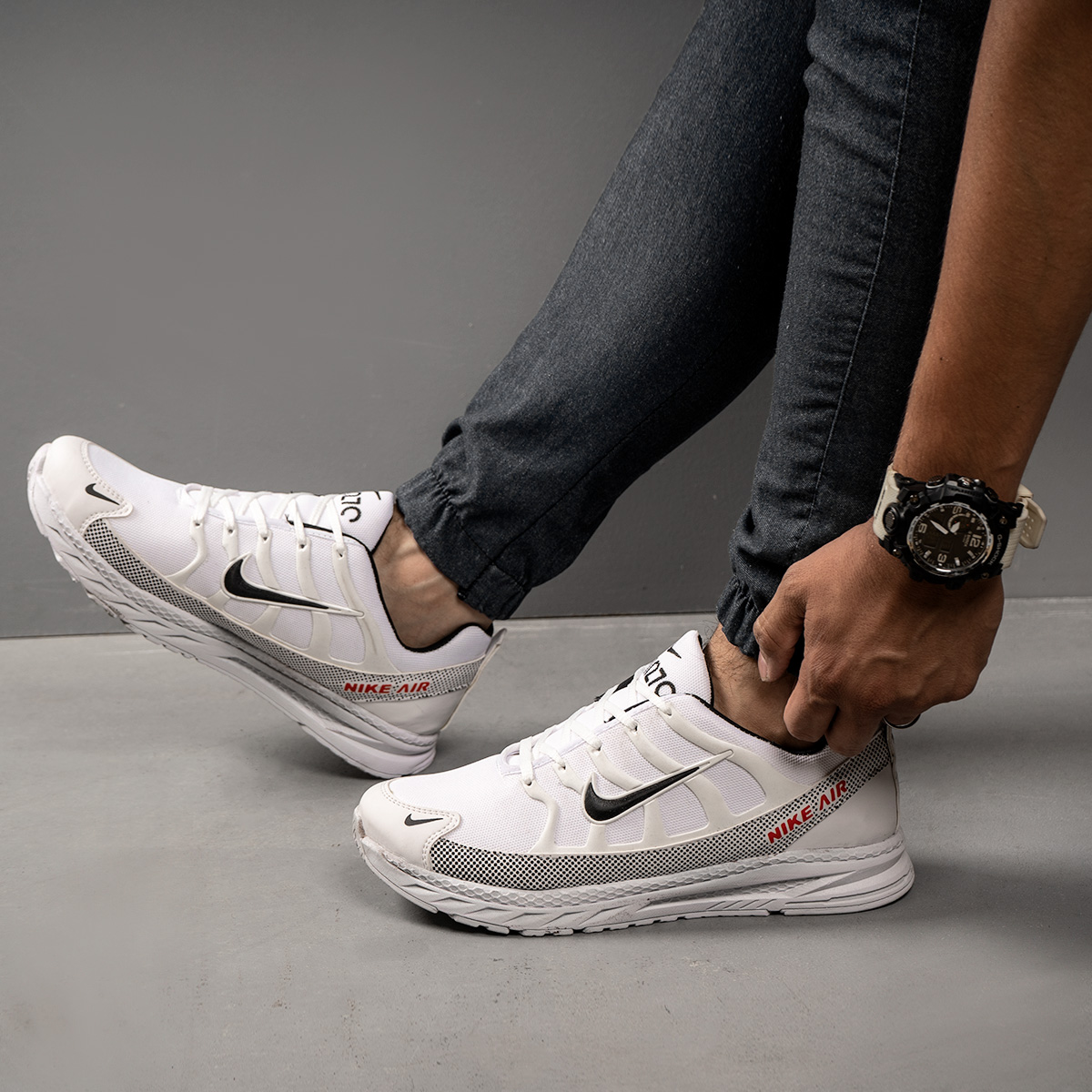 کفش مردانه نایک سفید مدل AVIN