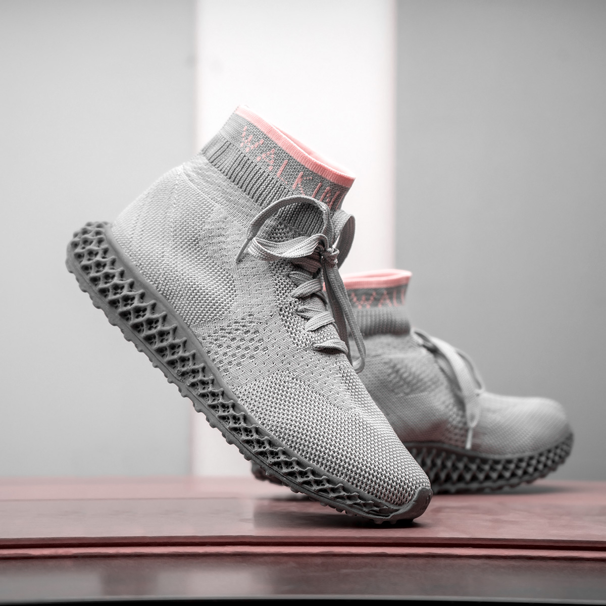 کفش ورزشی زنانه طوسی مدل Vania