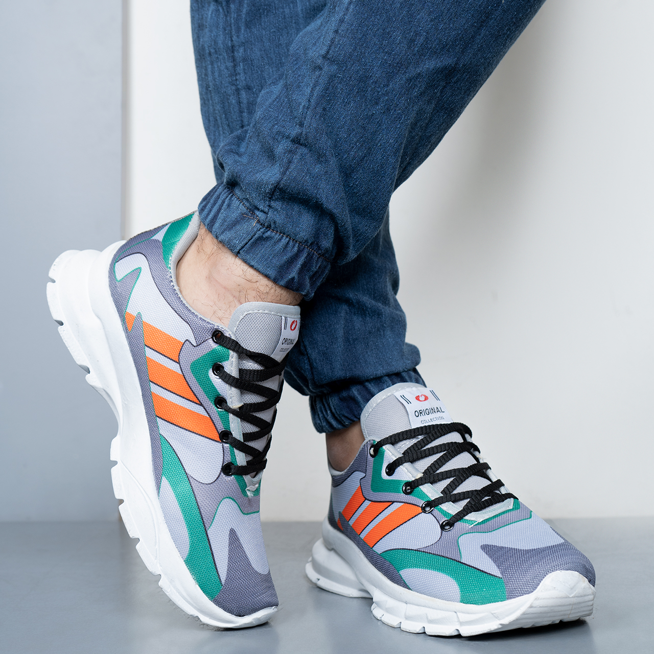 کفش ورزشی Adidas مردانه نارنجی مدل Tacha