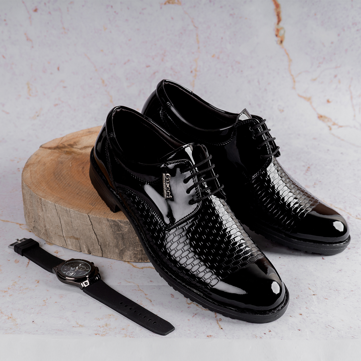 کفش رسمی ورنی بندی مردانه مدلGucci