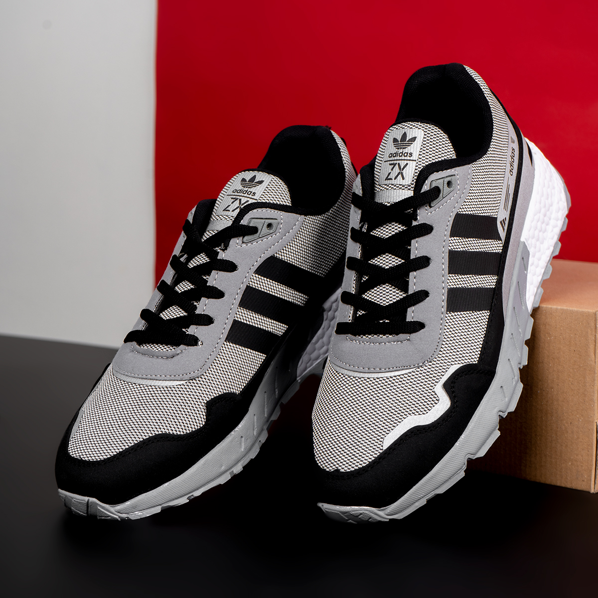 کفش ورزشی آدیداس طوسی مردانه مدل Ario