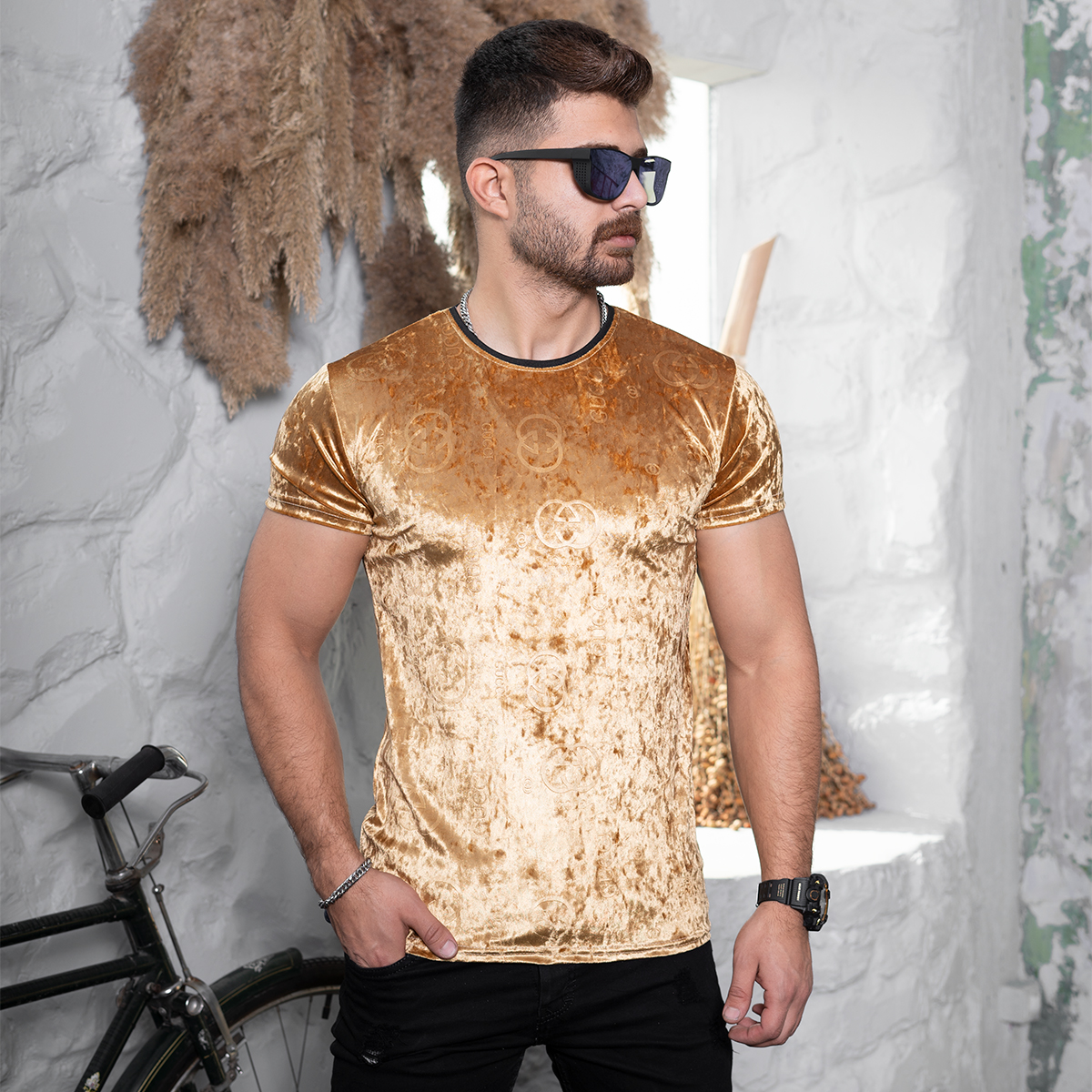 تیشرت مخمل طلایی مردانه مدل Gucci