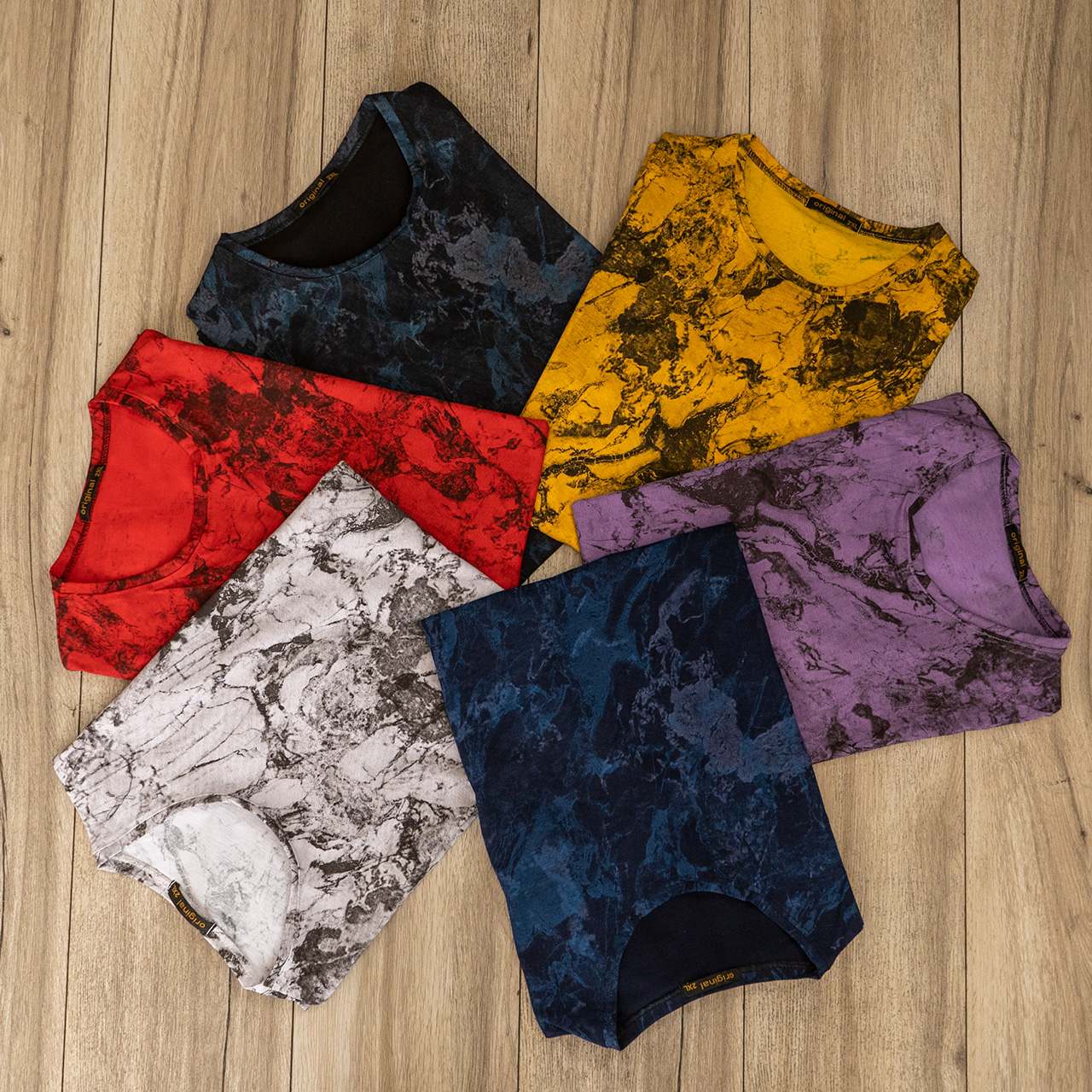 تیشرت مردانه مشکی آبرنگی مدل 61