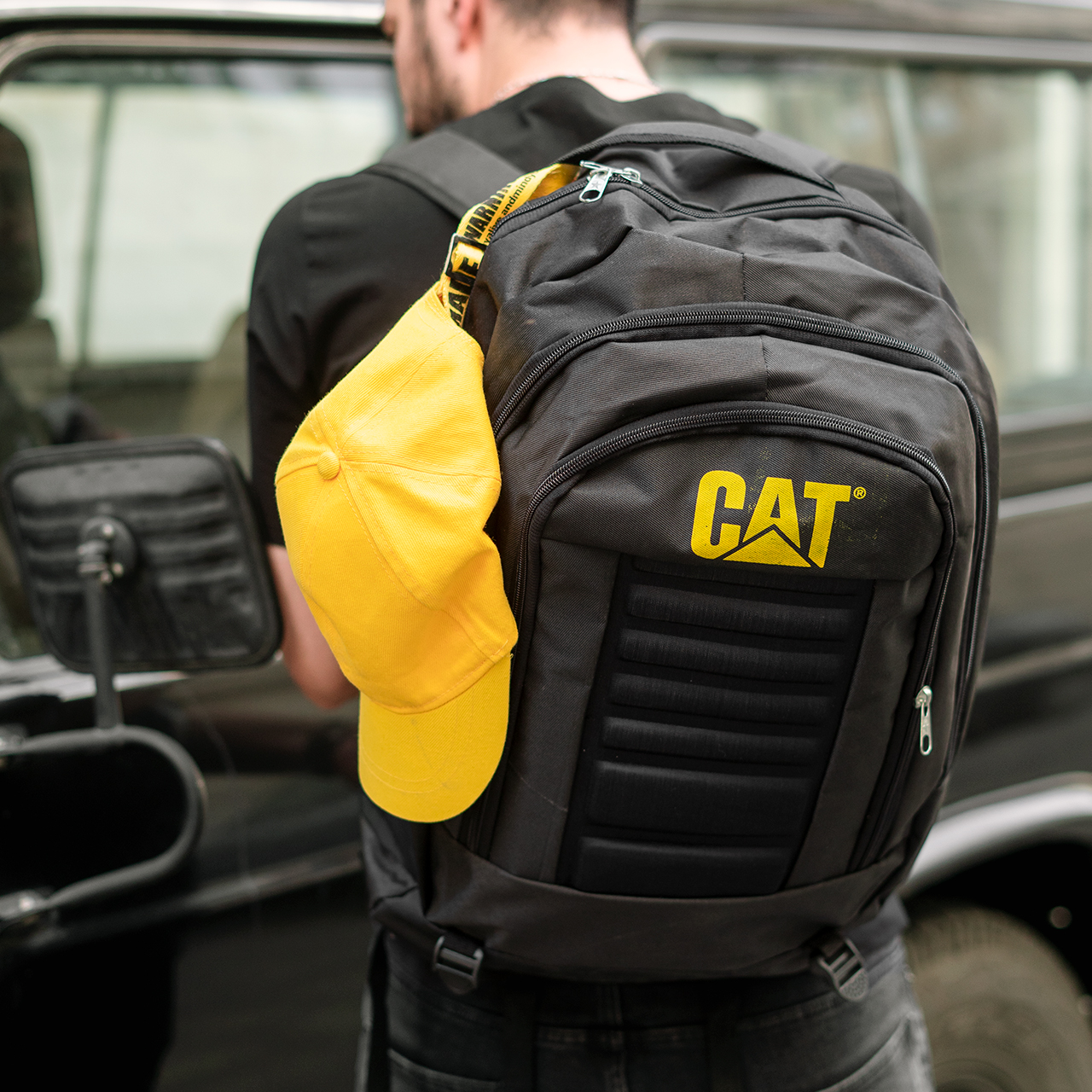 کوله پشتی Cat مشکی مدل behroz