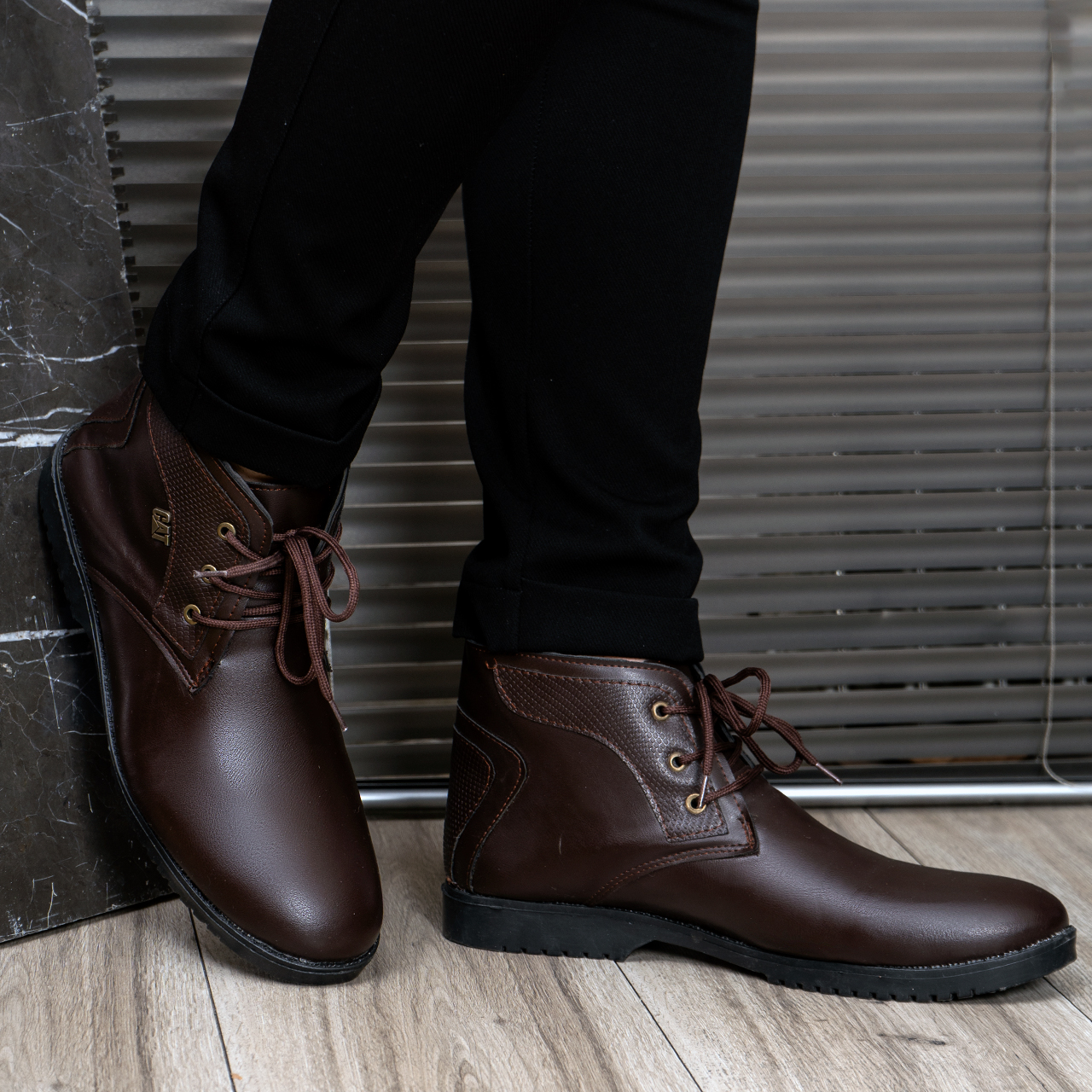 نیم بوت CAT مردانه قهوه ای مدلCatano