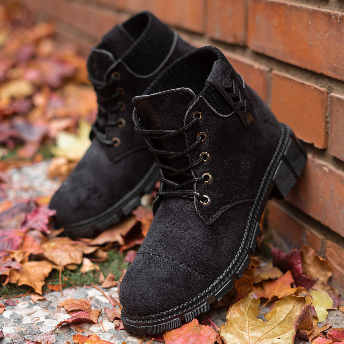 نیم بوت دخترانه مشکی مدل Nadia