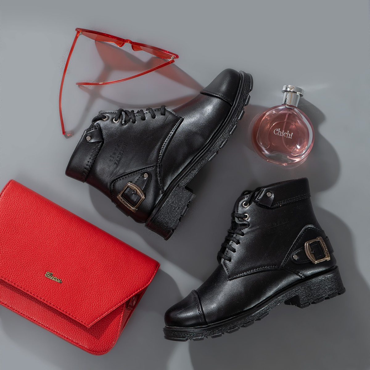 نیم بوت زنانه سگک دار بندی مشکی مدل Farnosh