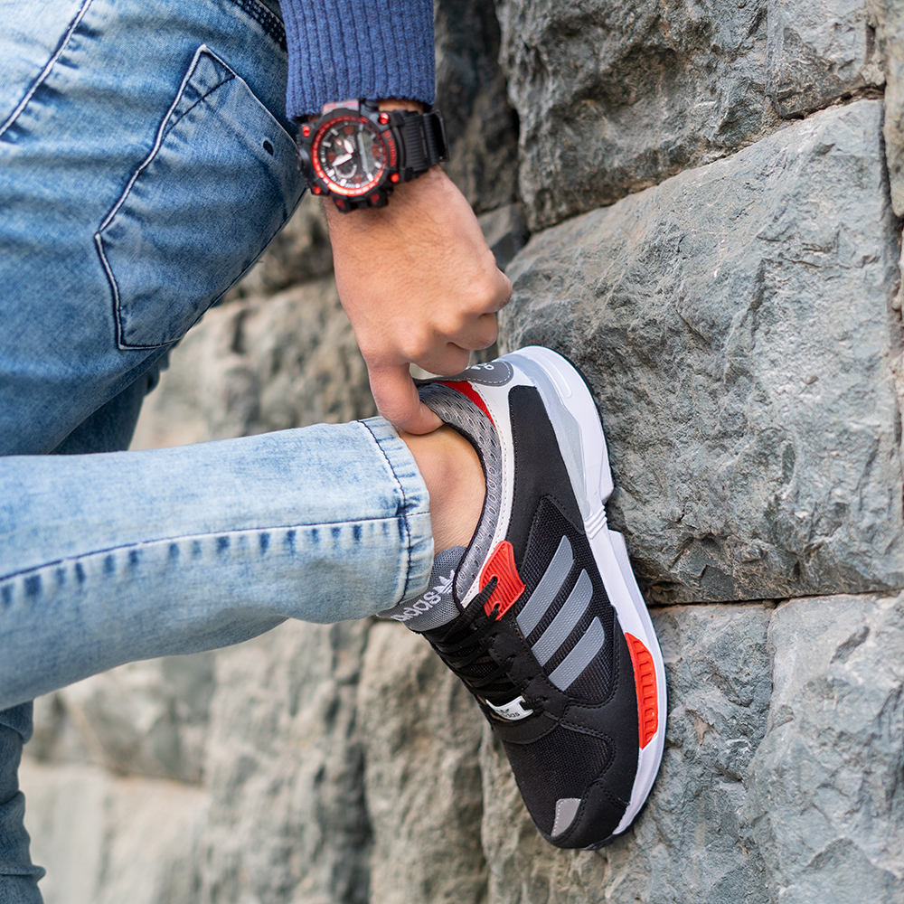 کفش ورزشی Adidas مشکی مردانه مدل BEHNOD