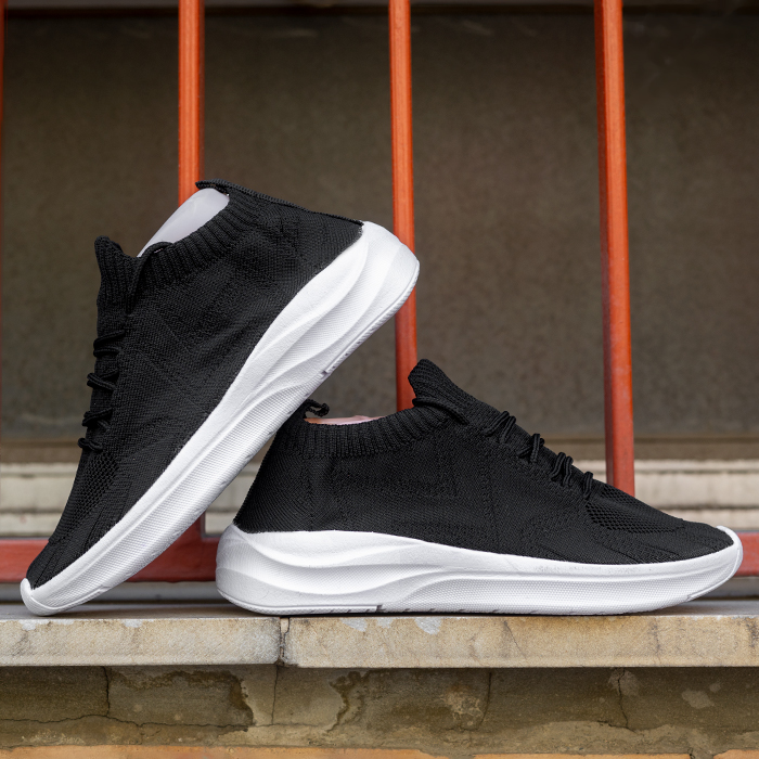 کفش ورزشی زنانه مشکی مدل Poopak