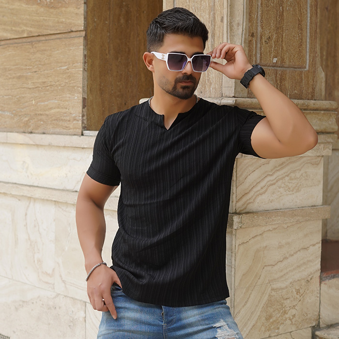 تیشرت مردانه مشکی آستین کوتاه مدل Bardia