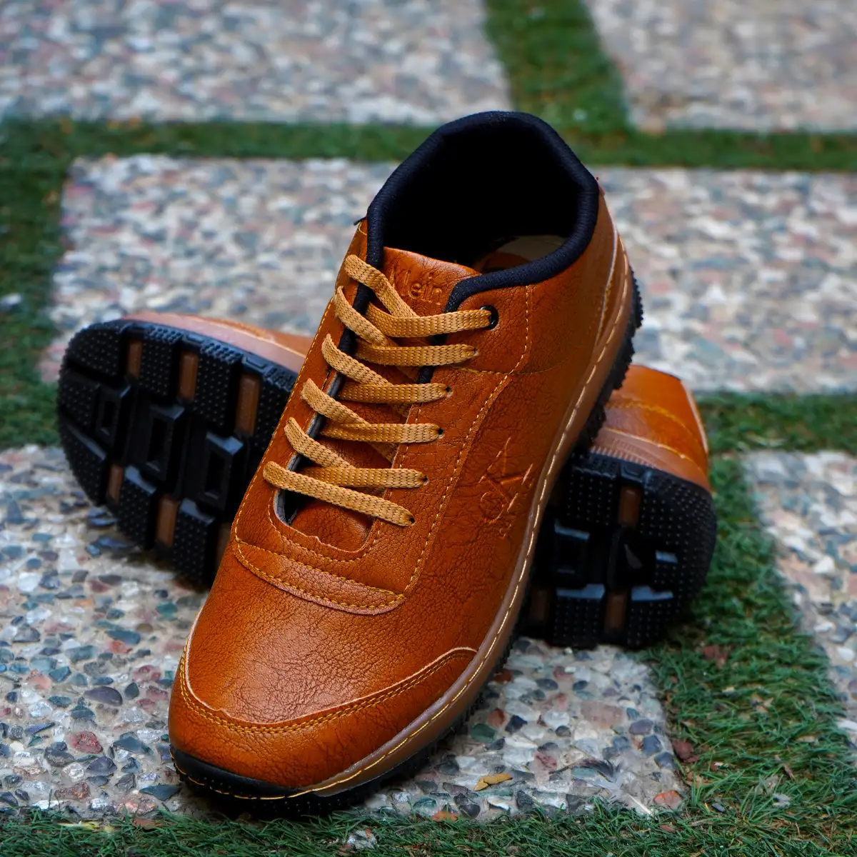 کفش مردانه عسلی مدل Behdad-Neo