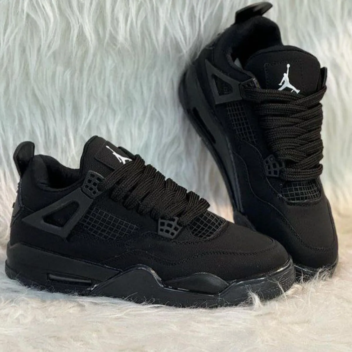 کفش ورزشی مردانه مشکی مدل jordan 4