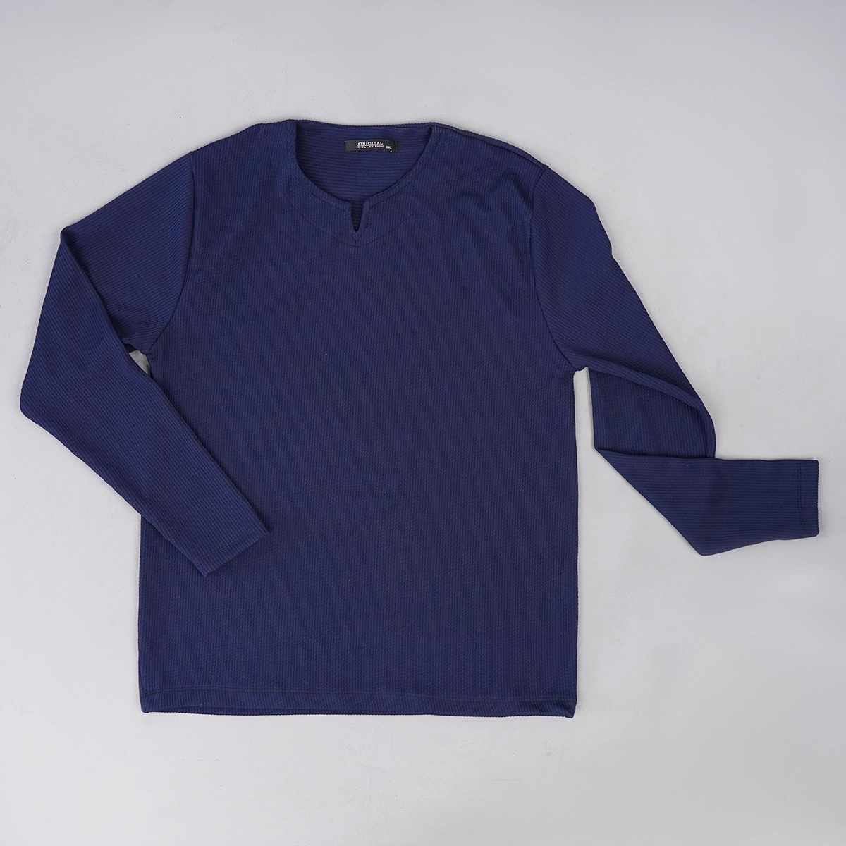 بلوز مردانه سرمه ای یقه کوبایی مدل Etron