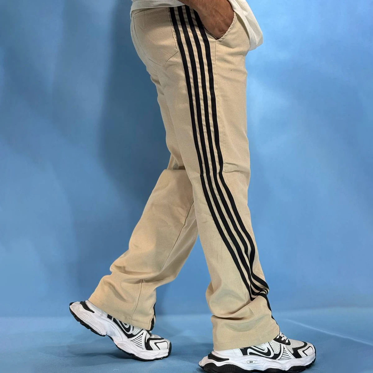 شلوار مردانه کرم ( فری سایز ) مدل Strip