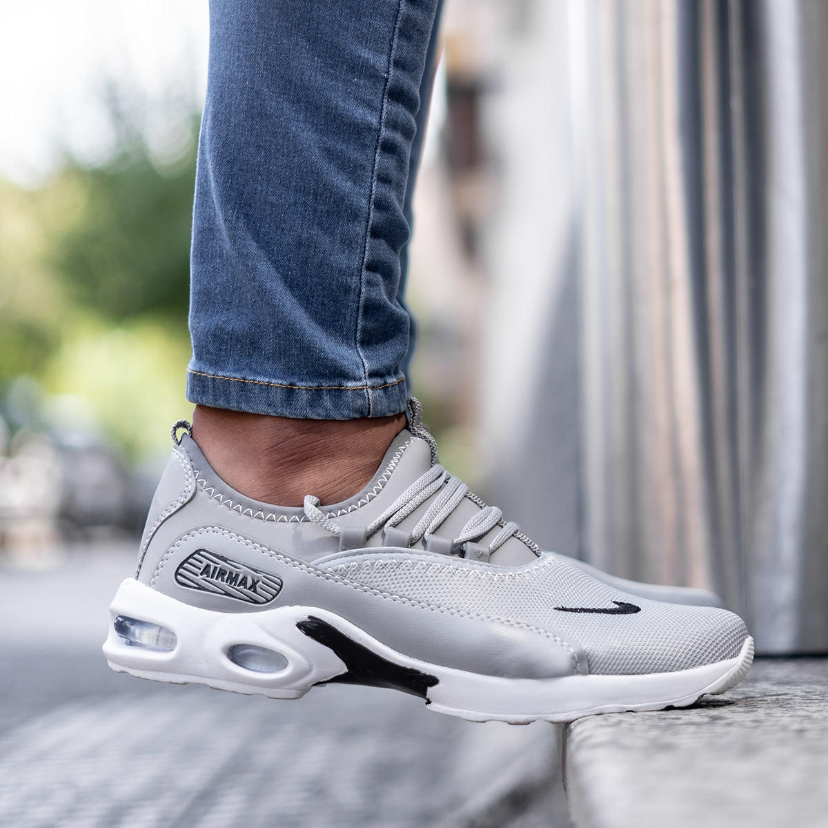 کفش ورزشی Nikeمردانه طوسی مدل Mahed