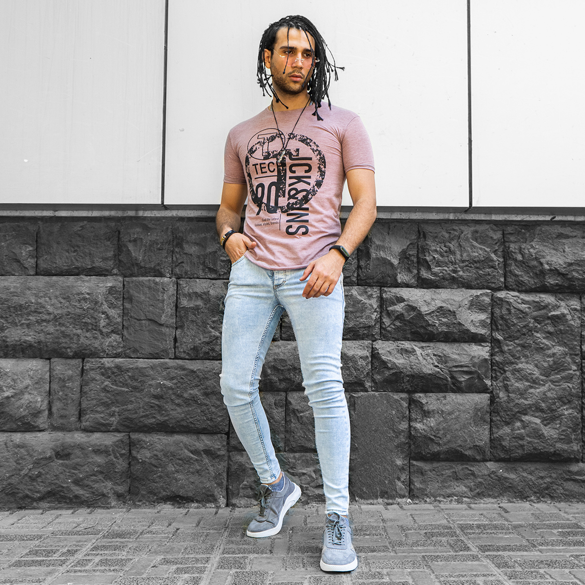 تیشرت مردانه صورتی مدل Romer